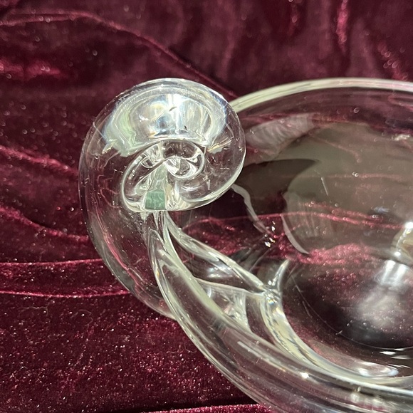 Vintage Crystal 6.6 Inch Heavy Bowl with Snail Handle Candy Olives Nuts - Picture 3 of 9